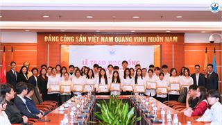 Quỹ Thắp Sáng Niềm Tin trao học bổng và tổng kết hoạt động năm 2024 tại các cộng đồng