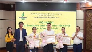 Tôn vinh cống hiến, lan tỏa phong trào thi đua đến người lao động