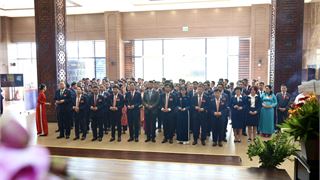 Lãnh đạo Petrovietnam và PVTrans dâng hương tưởng niệm Chủ tịch Tôn Đức Thắng
