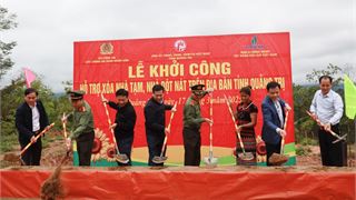 Hưởng ứng lời kêu gọi của Chính phủ, Petrovietnam hoàn thành cam kết, cùng Quảng Trị xóa 1.143 căn nhà tạm, nhà dột nát