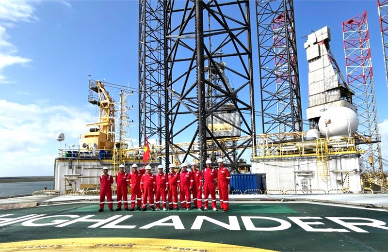 PV Drilling nhận bàn giao quyền sở hữu giàn khoan tự nâng PV DRILLING IX