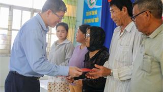 Petrovietnam góp phần chăm lo cho hàng trăm hộ dân tại vùng dự án nhà máy điện hạt nhân