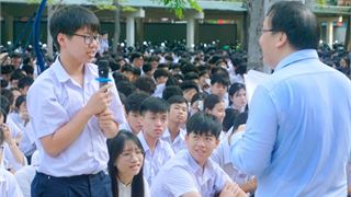 Petrovietnam thắp sáng niềm tin, tiếp sức ước mơ cho học sinh Trường Trần Nguyên Hãn (Phường Tam Thắng)