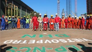 PVEP-NCS và Vietsovpetro lắp dựng thành công Panel Row 1 dự án Đại Hùng Nam, vượt tiến độ 14 ngày