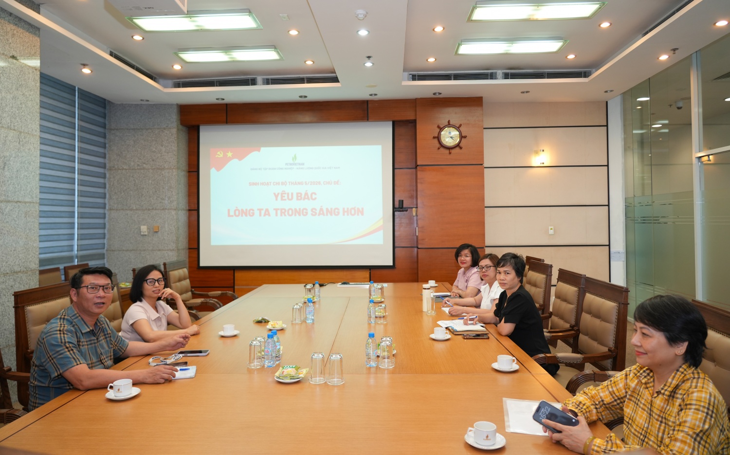 Chi bộ Ban Văn thư - Thư ký thuộc Đảng bộ bộ phận Văn phòng Tập đoàn.