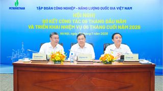 Phó Thủ tướng Thường trực Phạm Gia Túc dự Hội nghị sơ kết công tác 6 tháng đầu năm của Petrovietnam