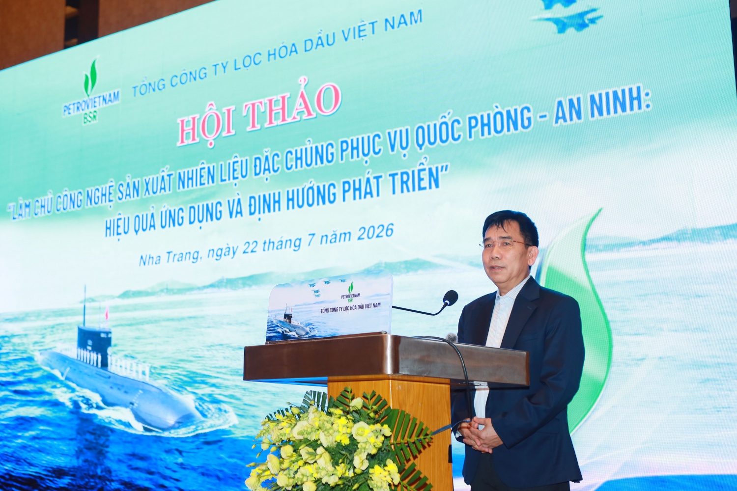 TS Lê Xuân Huyên - Phó Tổng Giám đốc Petrovietnam nhấn mạnh hiệu quả ứng dụng và các giá trị đặc biệt quan trọng của công trình do BSR nghiên cứu.