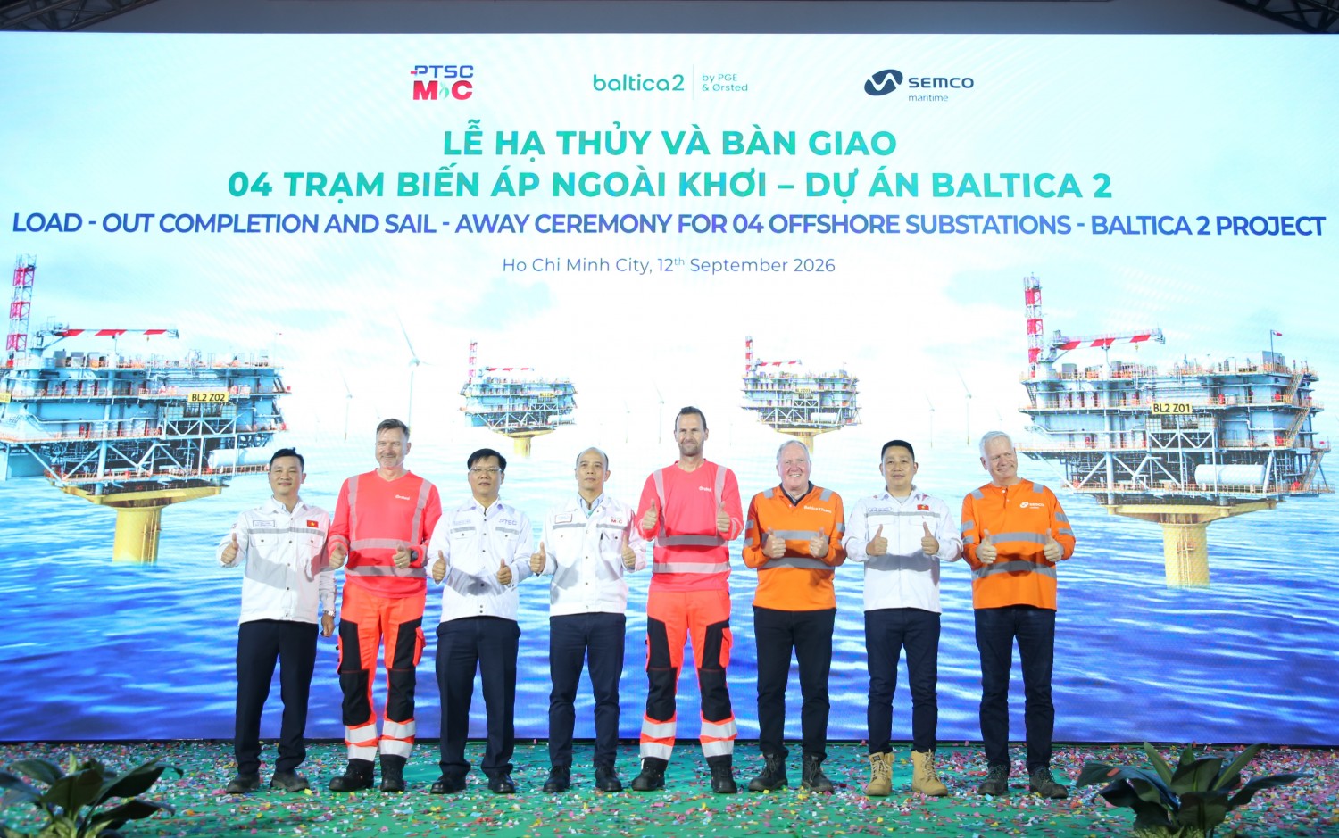 Các bên tham gia dự án chụp hình lưu niệm, đánh dấu sự hợp tác thành công tại Dự án Baltica 2.