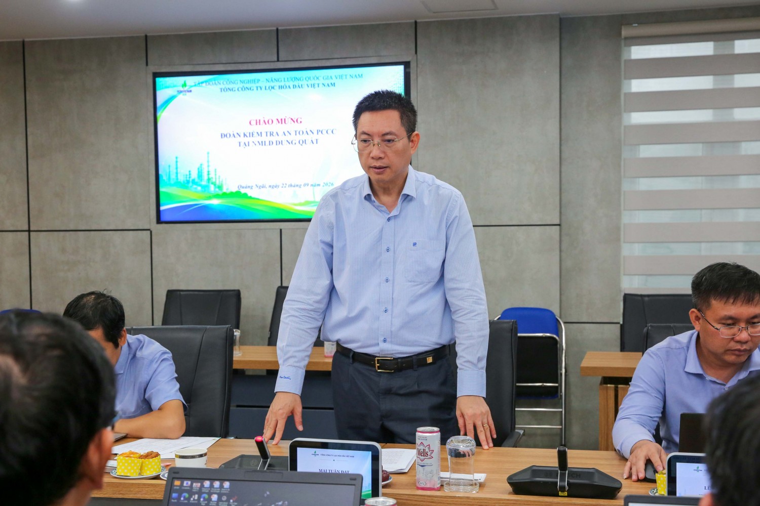 Buổi làm việc do ông Mai Tuấn Đạt - Phó Tổng Giám đốc BSR chủ trì, tập trung đánh giá toàn diện công tác PCCC&CNCH, khả năng sẵn sàng ứng phó và các điều kiện bảo đảm an toàn tại NMLD Dung Quất.