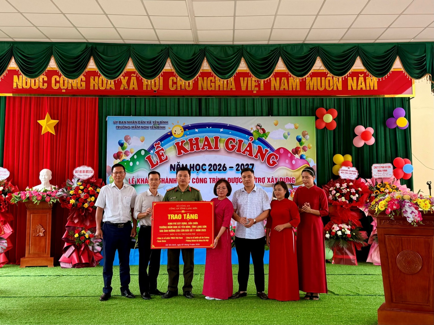 Dự án Phát triển mỏ Khí Lô B cùng với chính quyền địa phương, nhà trường khánh thành các công trình xây mới của Trường mầm non Yên Bình.
