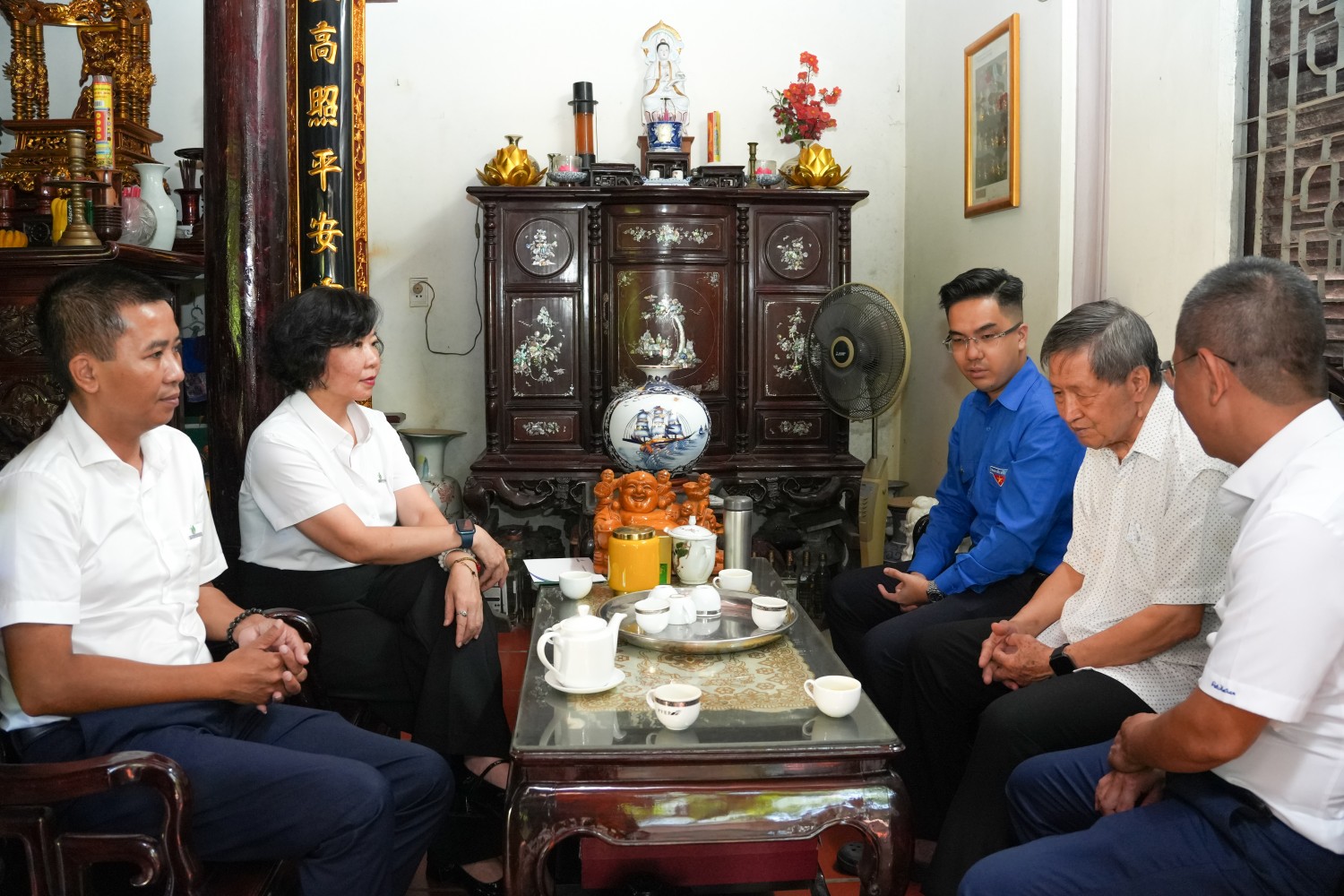 Ông Nguyễn Đăng Liệu, nguyên Trưởng Ban LLHT Tập đoàn cho rằng, sự gắn kết giữa các thế hệ là một giá trị rất đáng quý.