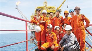 Liên doanh Việt - Nga Vietsovpetro: Trong khó khăn doanh thu bán dầu đạt gần 2 tỉ USD