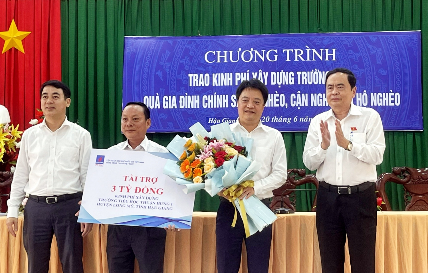 PV GAS tài trợ 5 tỷ đồng xây dựng 2 trường học tại tỉnh Hậu Giang