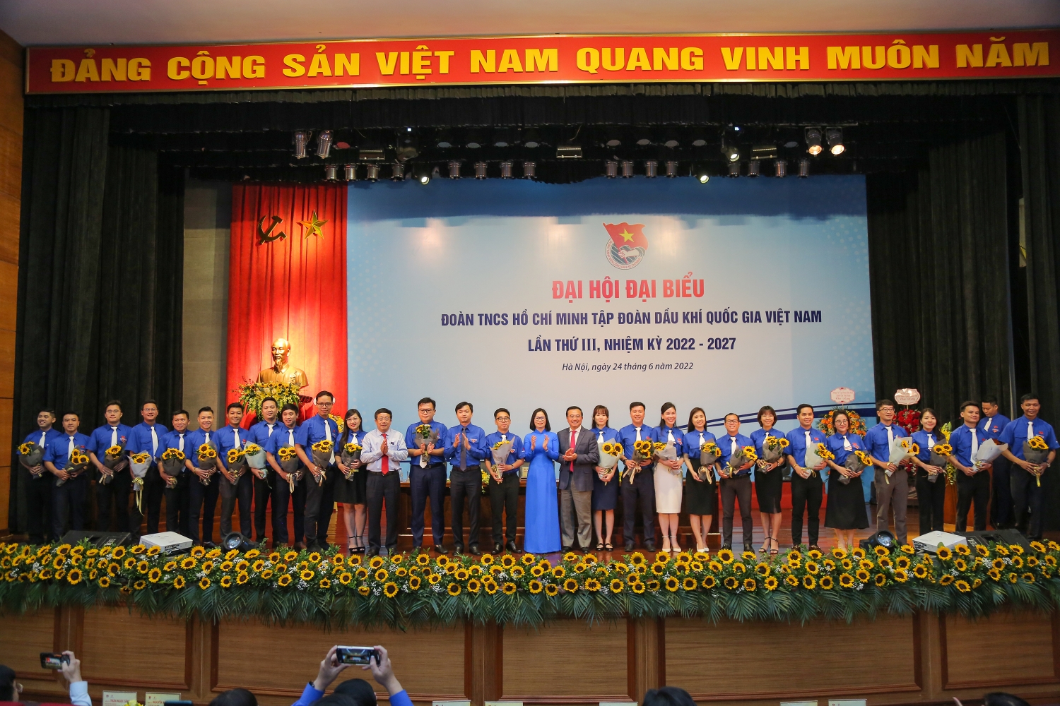Tổ chức thành công Đại hội đại biểu Đoàn Thanh niên Tập đoàn lần thứ III, nhiệm kỳ 2022-2027