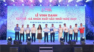 PVOIL vinh danh “Tập thể - cá nhân xuất sắc nhất năm 2022”