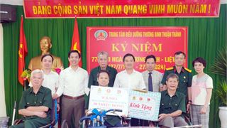 Đoàn công tác Petrovietnam thăm hỏi, tặng quà các thương, bệnh binh tại Thuận Thành (Bắc Ninh)