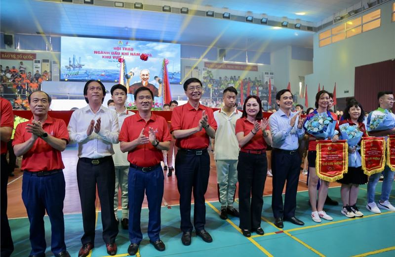 Tưng bừng khai mạc Hội thao ngành Dầu khí khu vực phía Nam năm 2024