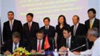 Petrovietnam ký các MOU và Hợp đồng bảo hiểm với Công ty Zarubezhneft
