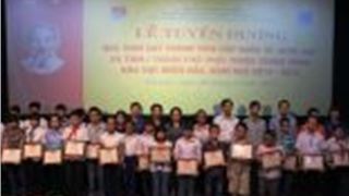 Tuyên dương học sinh giỏi ngành Dầu khí