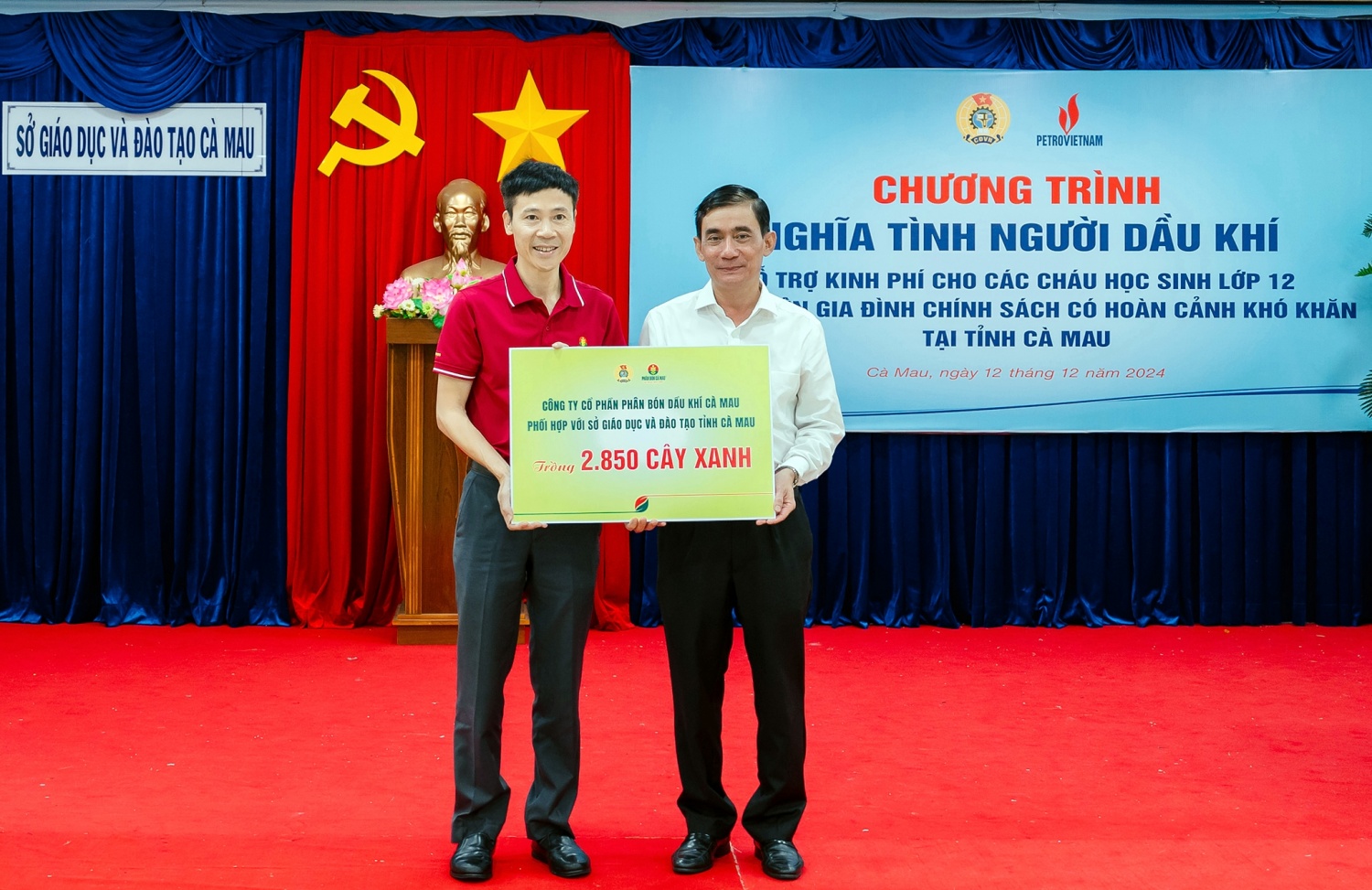 Phân bón Cà Mau đồng hành, hỗ trợ tỉnh Cà Mau phát triển bền vững 1