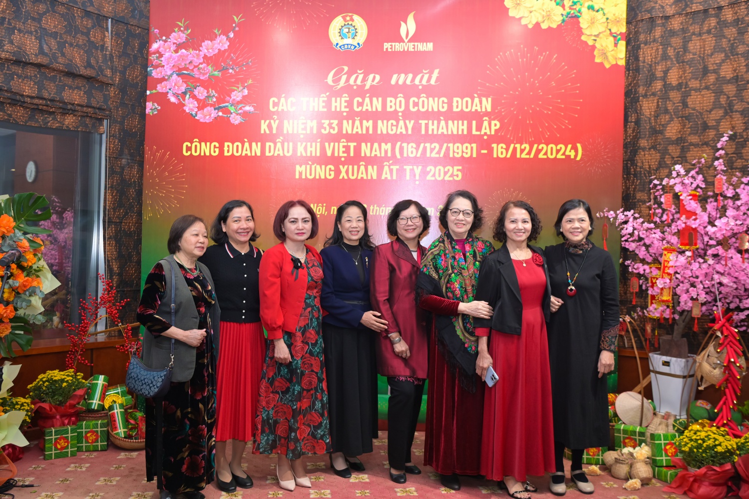 CĐ DKVN tri ân, gặp mặt các thế hệ cán bộ Công đoàn khu vực phía Bắc