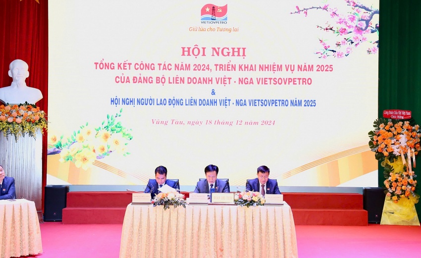 Vietsovpetro tổ chức Hội nghị Tổng kết công tác Đảng năm 2024 và Hội nghị Người lao động năm 2025