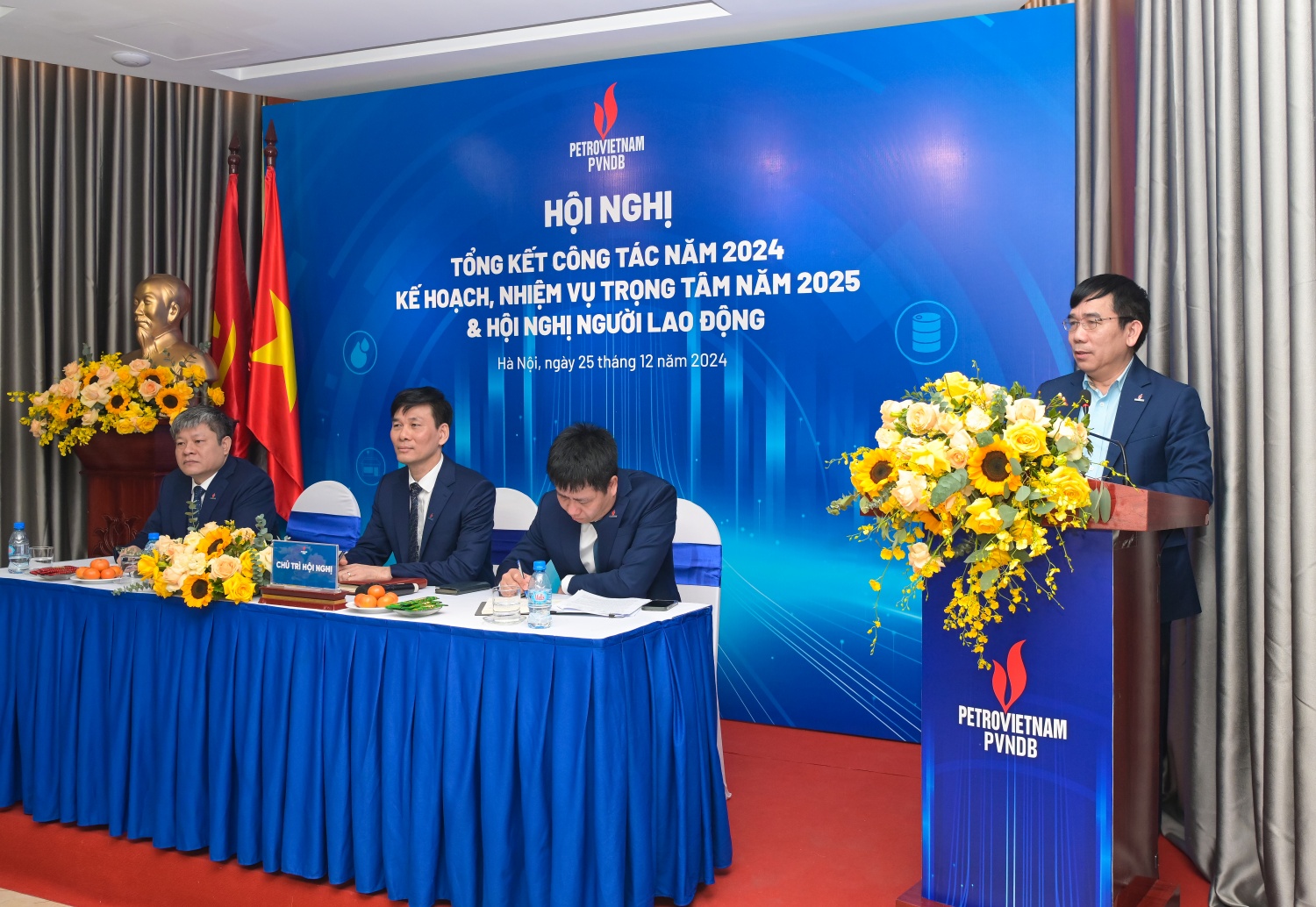 Phó Tổng Giám đốc Petrovietnam Lê Xuân Huyên phát biểu chỉ đạo Hội nghị