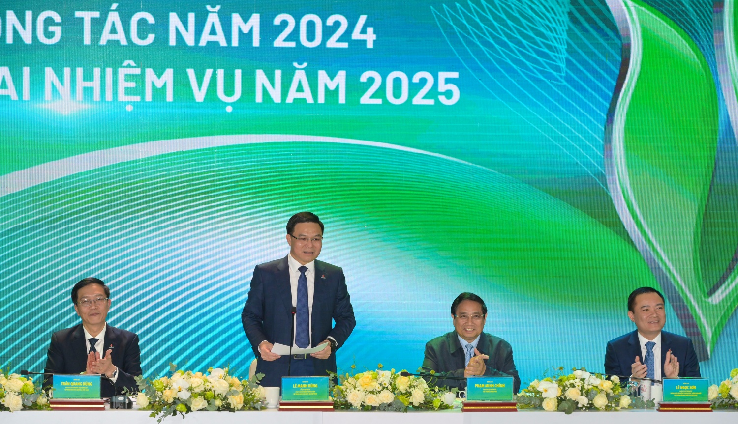 Thủ tướng Chính phủ Phạm Minh Chính dự Hội nghị Tổng kết năm 2024 của Petrovietnam Thủ tướng Chính phủ Phạm Minh Chính dự Hội nghị Tổng kết năm 2024 của Petrovietnam