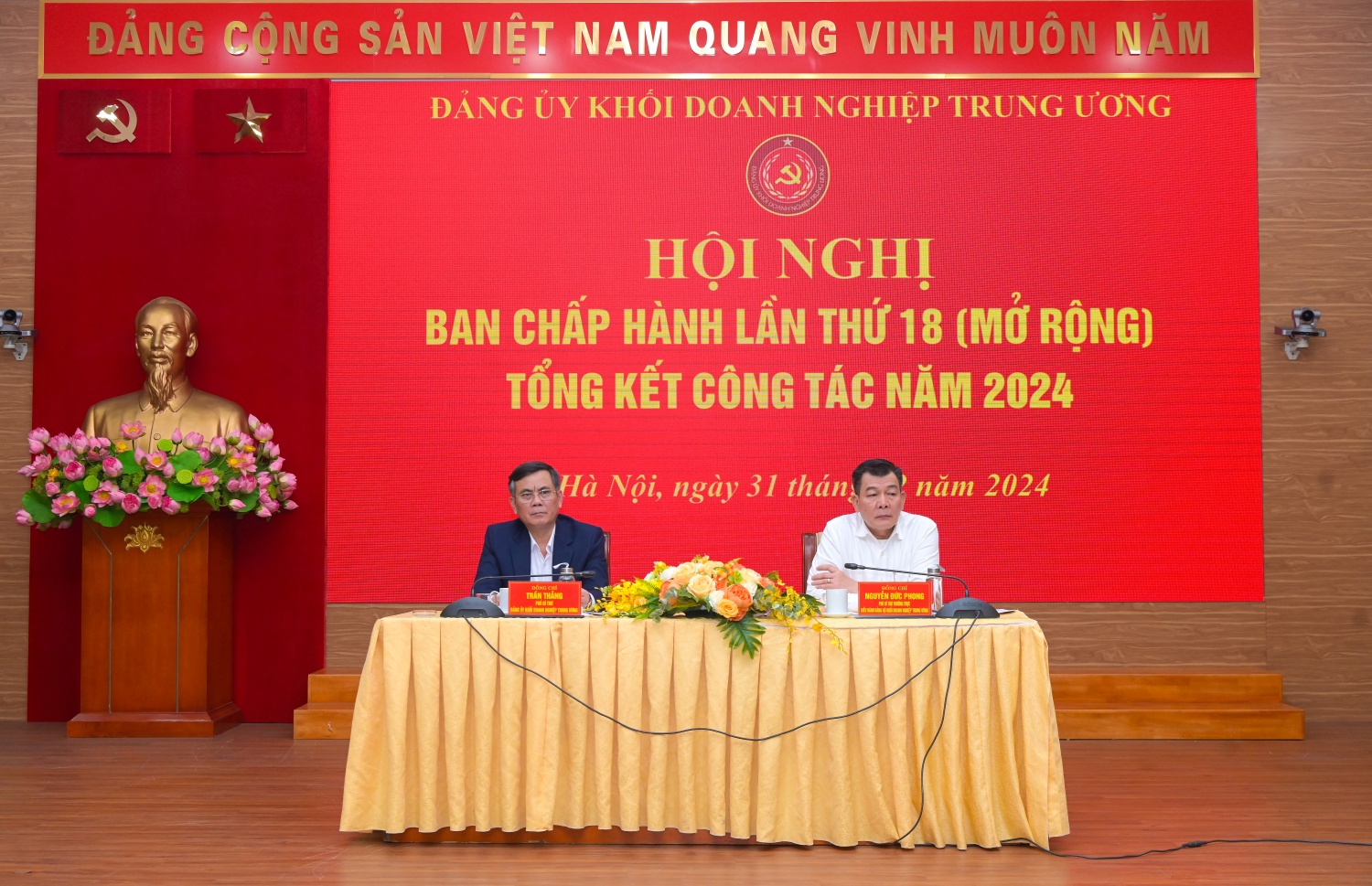 Ban điều hành Hội nghị