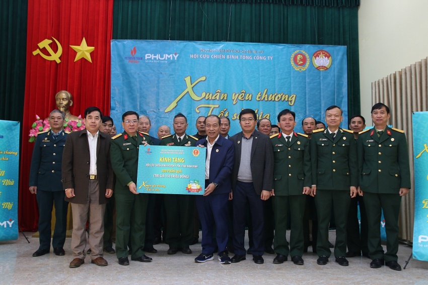 Chương trình Xuân yêu thương – Tết sẻ chia tại huyện Ý Yên , tỉnh Nam Định