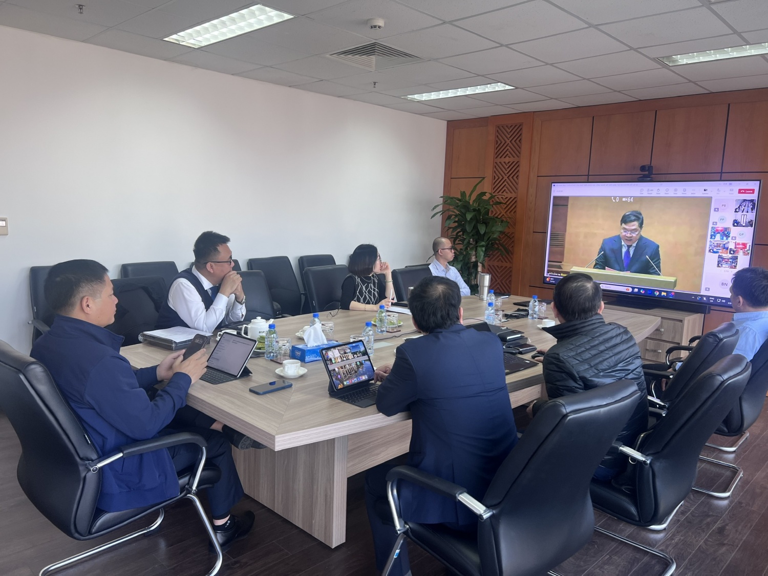 Petrovietnam tham dự Hội nghị toàn quốc về đột phá phát triển khoa học, công nghệ, đổi mới sáng tạo và chuyển đổi số quốc gia