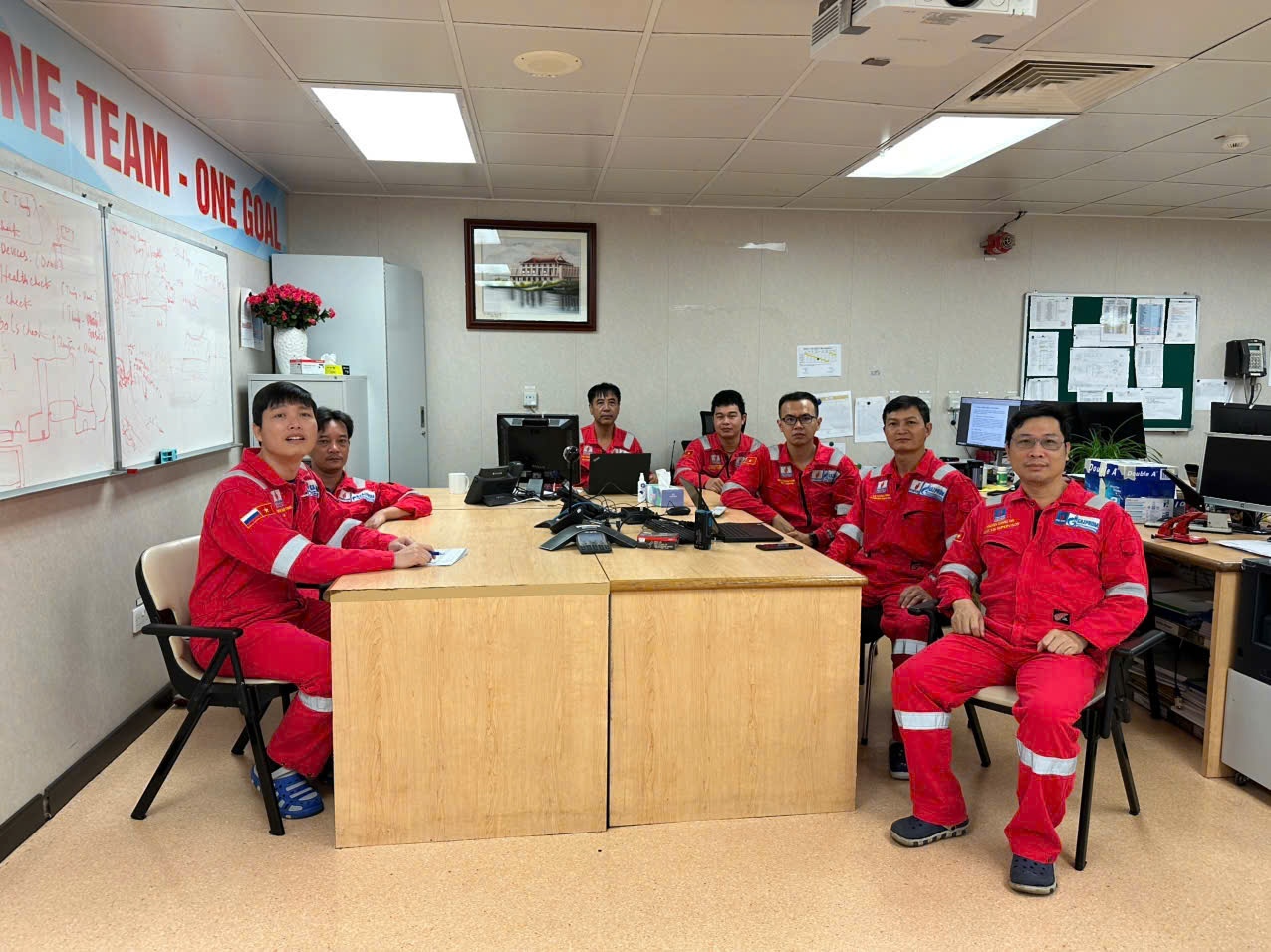 Petrovietnam tham dự Hội nghị toàn quốc về đột phá phát triển khoa học, công nghệ, đổi mới sáng tạo và chuyển đổi số quốc gia