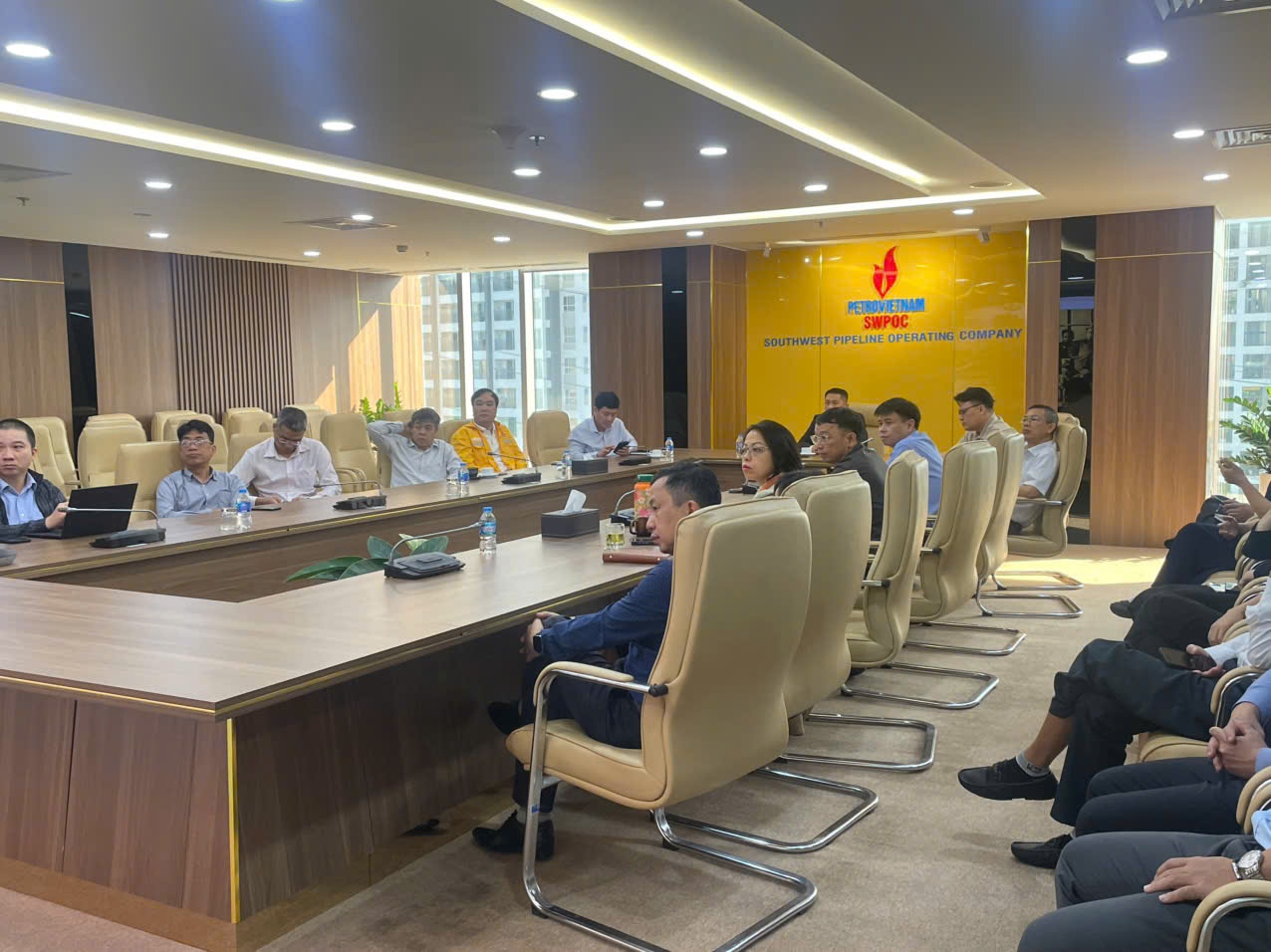 Petrovietnam tham dự Hội nghị toàn quốc về đột phá phát triển khoa học, công nghệ, đổi mới sáng tạo và chuyển đổi số quốc gia