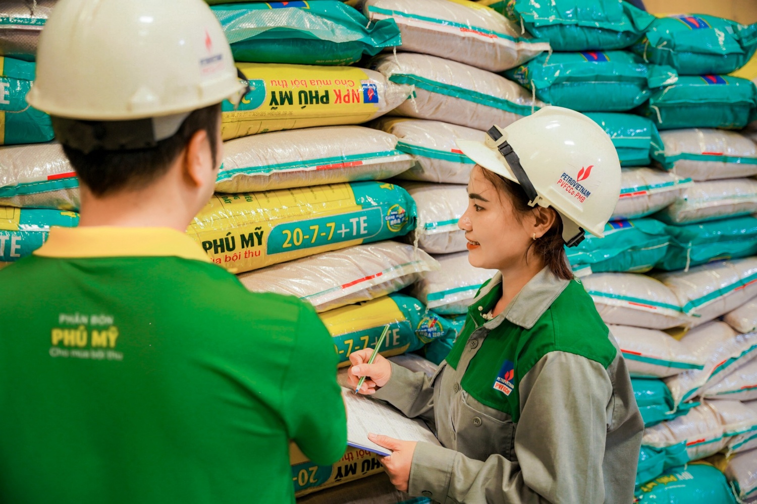 Xây dựng, phát triển đội ngũ cán bộ nữ bản lĩnh, vững mạnh trong giai đoạn mới