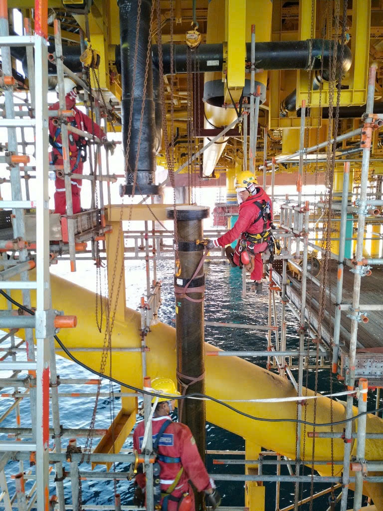 Petrovietnam tổ chức các hoạt động thiết thực chào mừng ngày thành lập Đảng