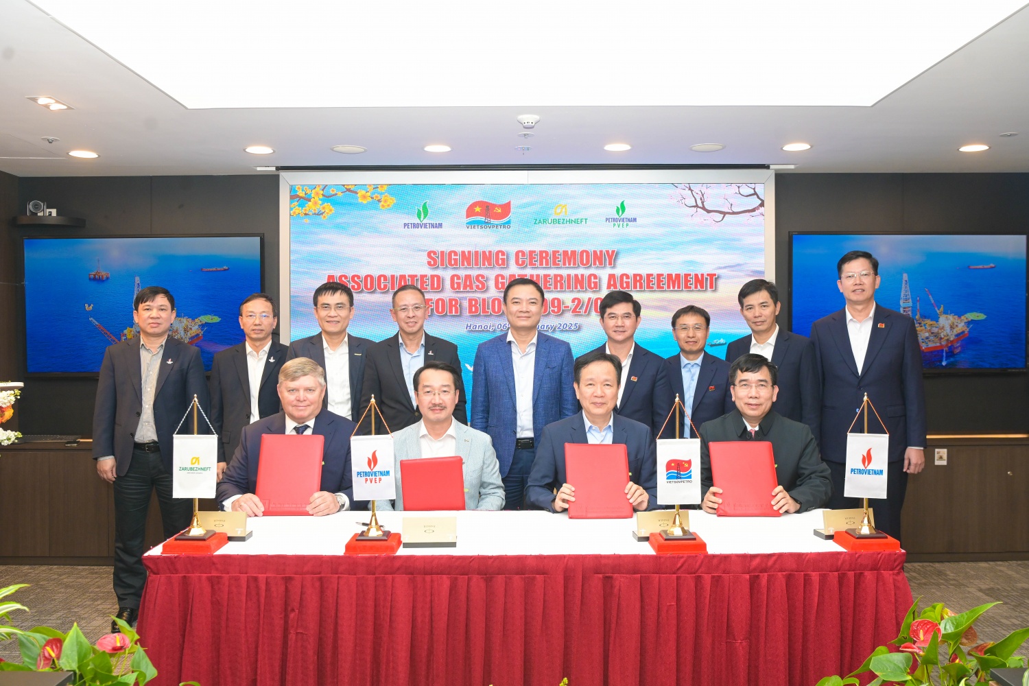 Vietsovpetro và PVEP ký kết các thoả thuận Lô 09-2/09 Vietsovpetro và PVEP ký kết các thoả thuận Lô 09 2/09