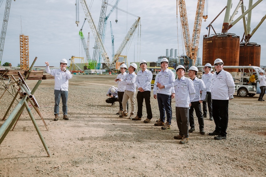 PTSC đón đoàn đối tác quốc tế tham quan Trung tâm Công nghiệp Năng lượng & Hậu cần Kỹ thuật PTSC đón đối tác quốc tế thăm Trung tâm Công nghiệp năng lượng và hậu cần kỹ thuật