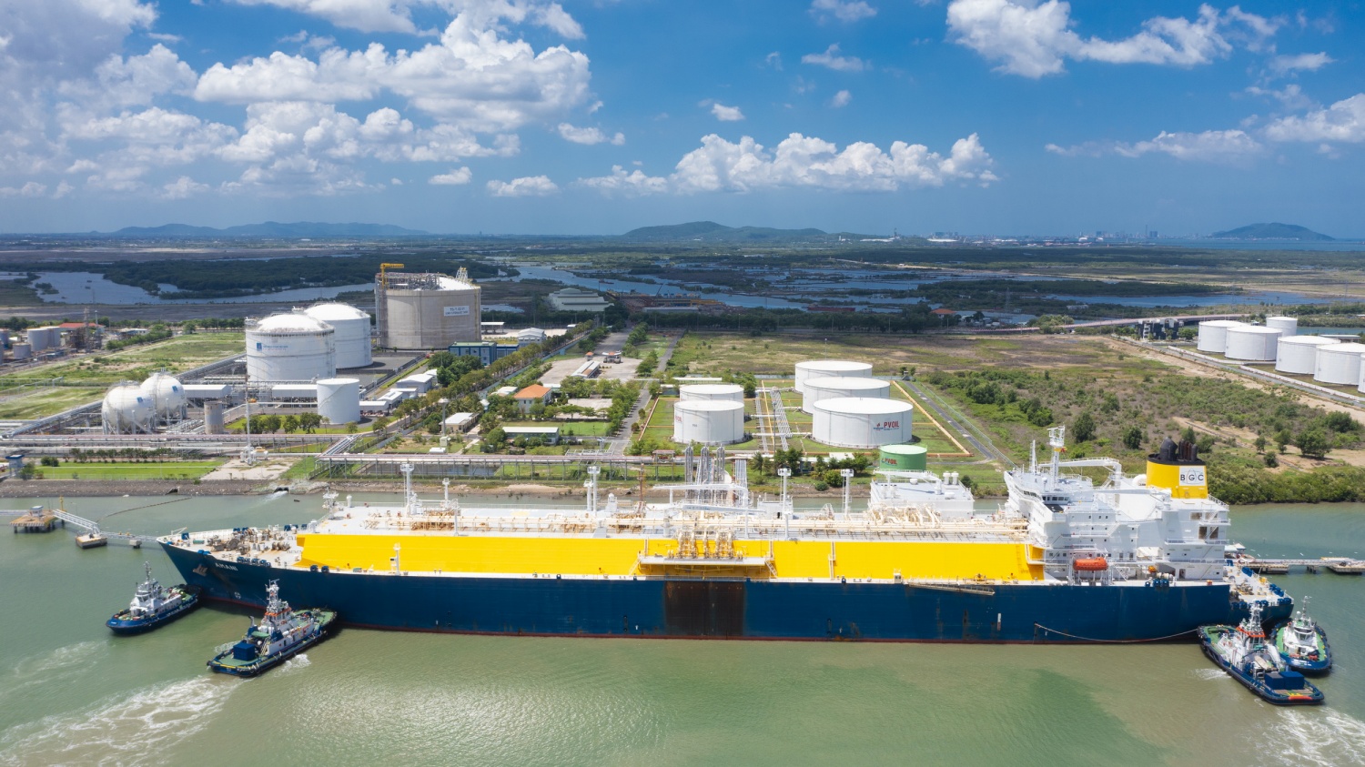 PV GAS dẫn đầu trong kinh doanh LNG phục vụ định hướng năng lượng xanh