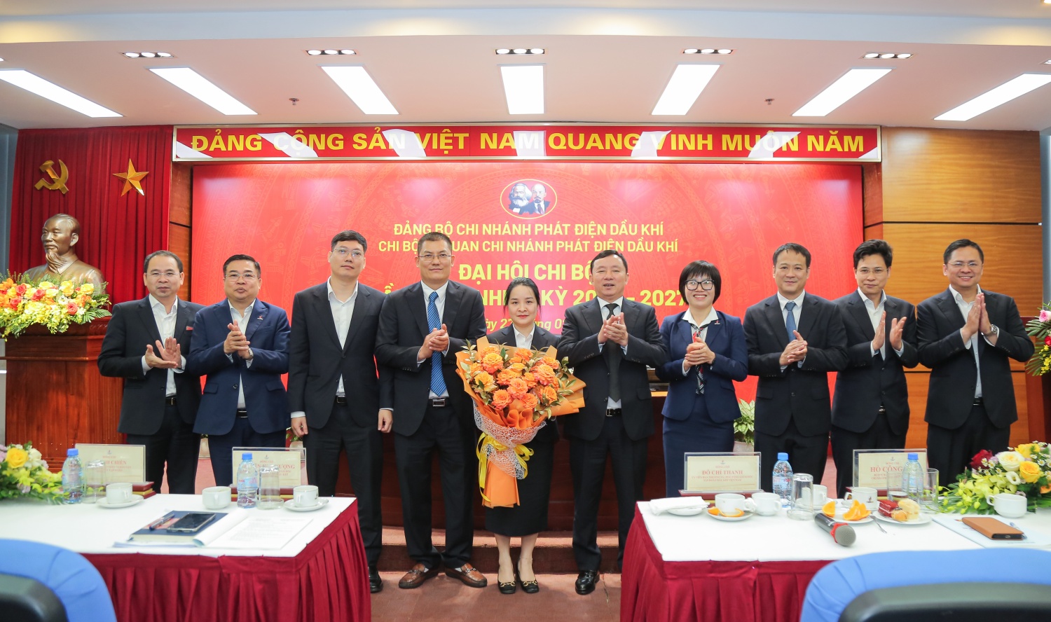 Đại hội Chi bộ Cơ quan Chi nhánh Phát điện Dầu khí lần thứ I nhiệm kỳ 2025 - 2027 thành công tốt đẹp