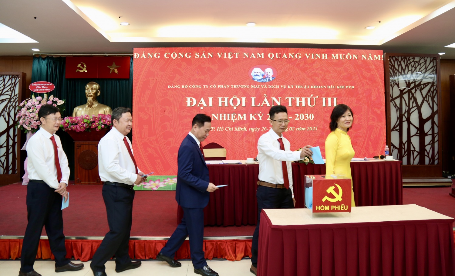 PV Drilling chỉ đạo tổ chức thành công Đại hội điểm Đảng bộ cơ sở PVD Tech lần thứ III