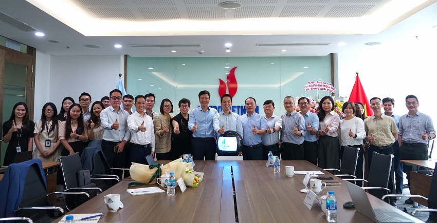 Cột mốc quan trọng trong lộ trình Chuyển đổi số của PQPOC Cột mốc quan trọng trong lộ trình chuyển đổi số của PQPOC