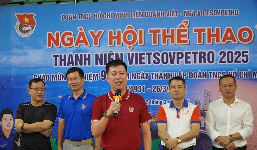 Sôi nổi 