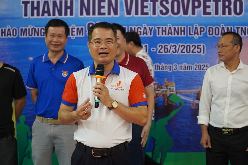 Sôi nổi 