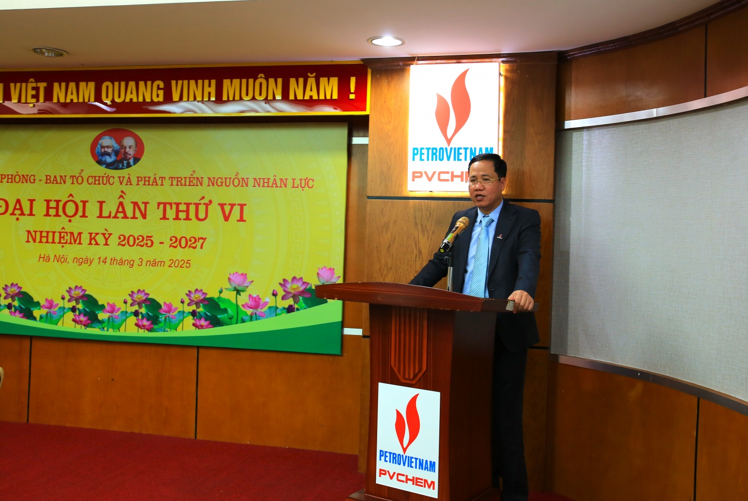 Chi bộ Văn phòng – Ban Tổ chức & Phát triển nguồn Nhân lực PVChem tổ chức thành công Đại hội Chi bộ điểm Nhiệm kỳ 2025-2027 Đại hội Chi bộ điểm của PVChem