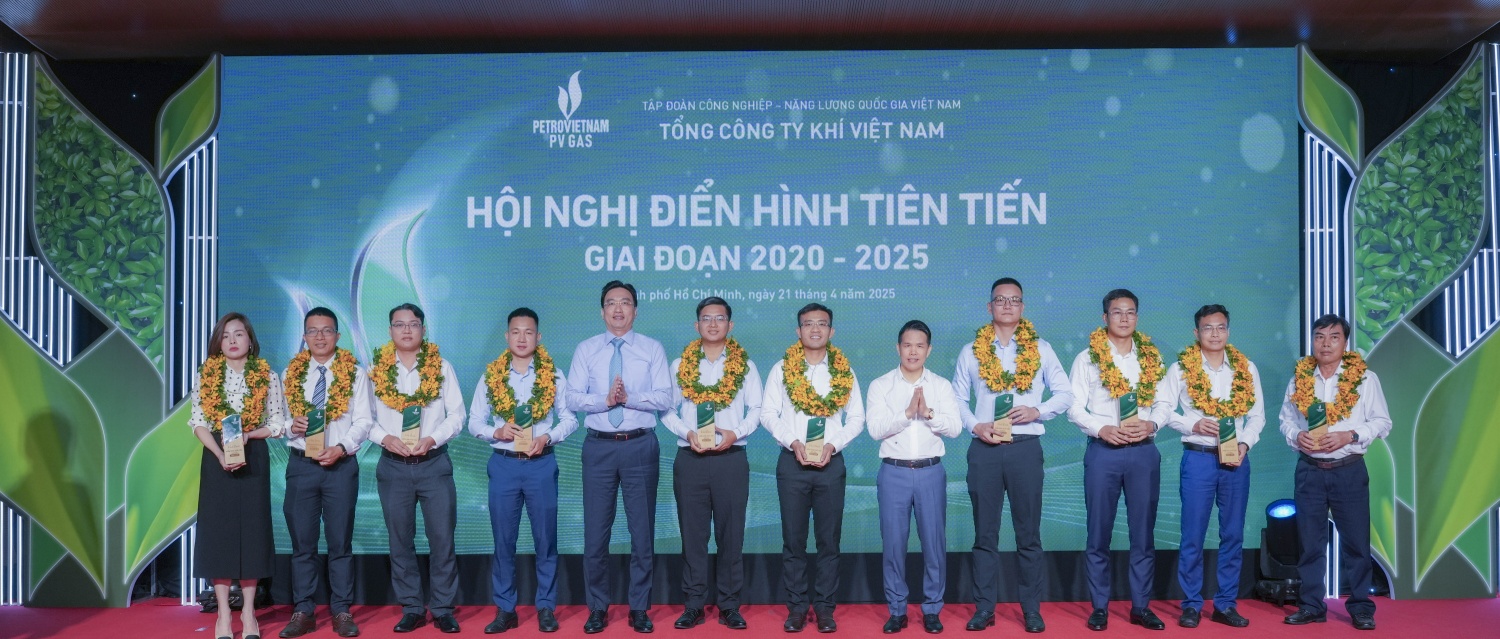 PV GAS tuyên dương điển hình tiên tiến và phát động thi đua giai đoạn 2025 – 2030”