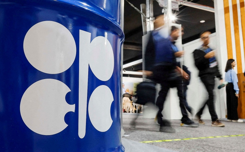 Quyết định tăng sản lượng của OPEC+ có tác động gì đến thị trường dầu mỏ toàn cầu?”