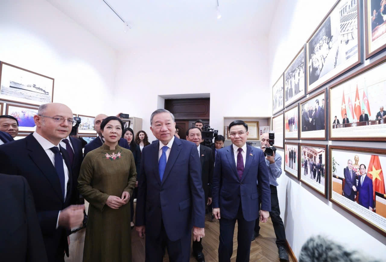Petrovietnam nhớ Bác”