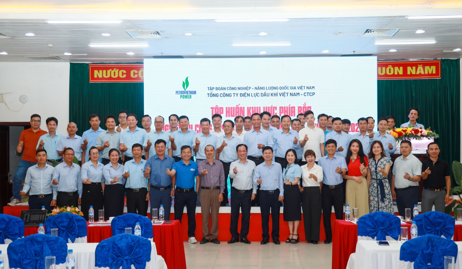 PV Power nâng cao nghiệp vụ an toàn sức khỏe môi trường cho các đơn vị thành viên”