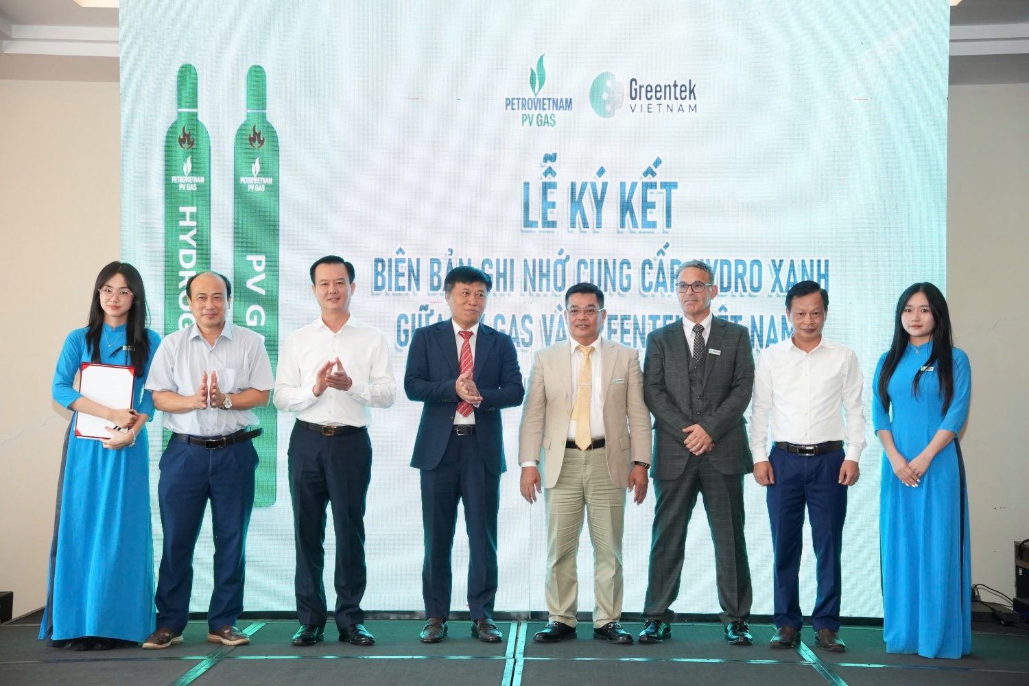 Lần đầu tiên công nghệ phun khí hydro xanh vào động cơ diesel ứng dụng thành công trong thực tế tại Việt Nam”