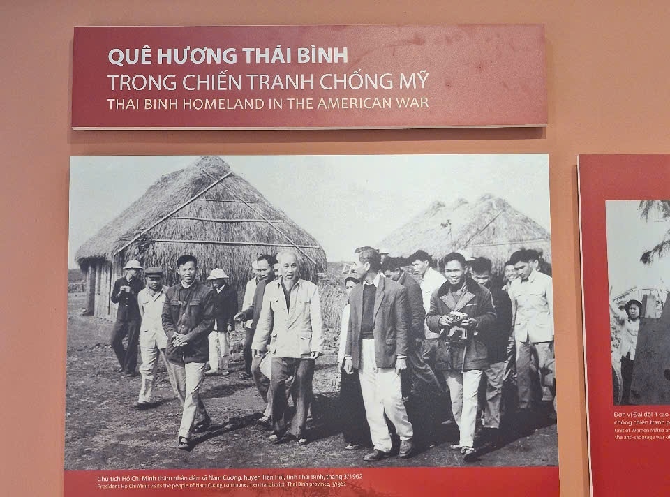 Khu lưu niệm Dầu khí - Kỳ 2: Dòng chảy ký ức qua những tư liệu và hình ảnh lịch sử”